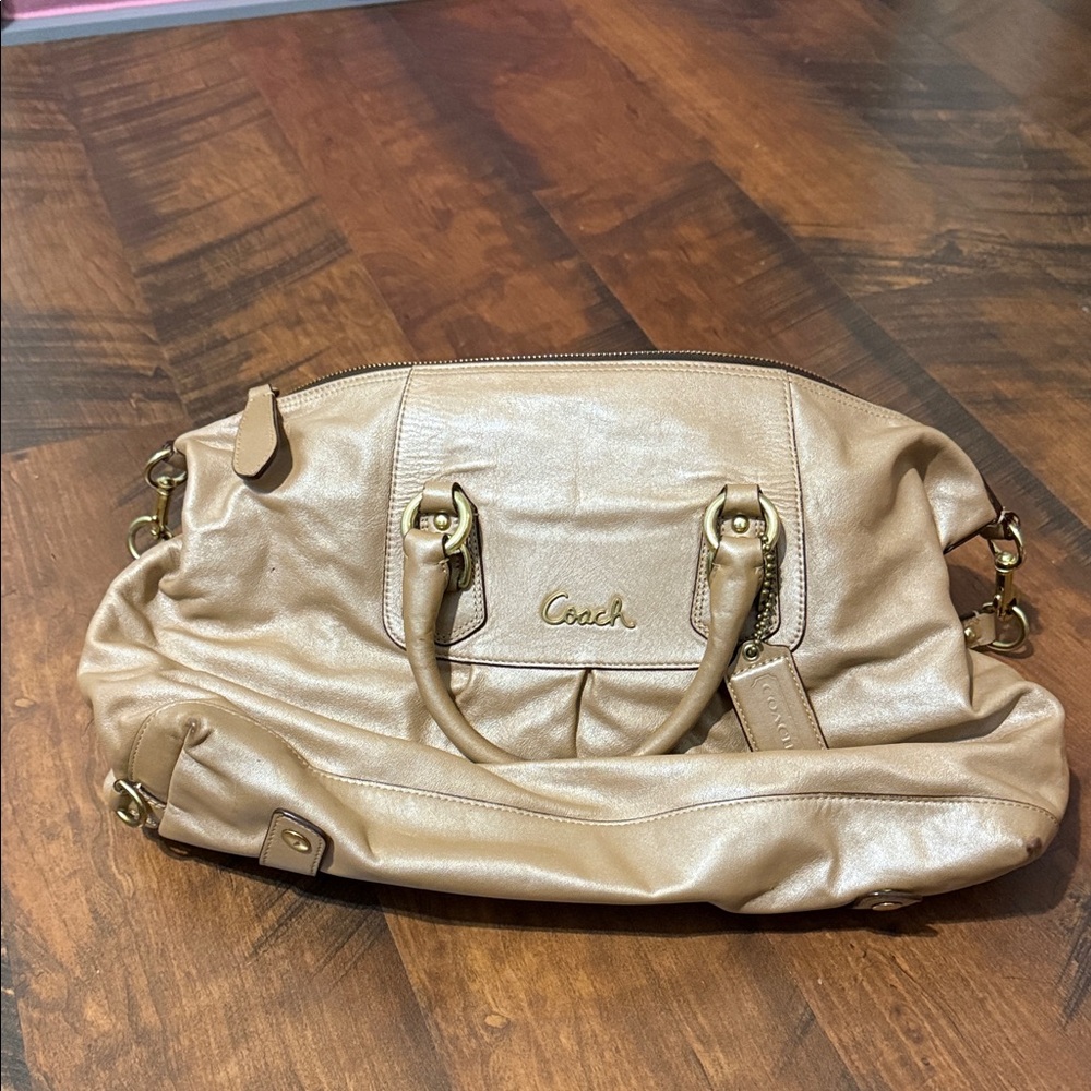 Coach purse/handbag